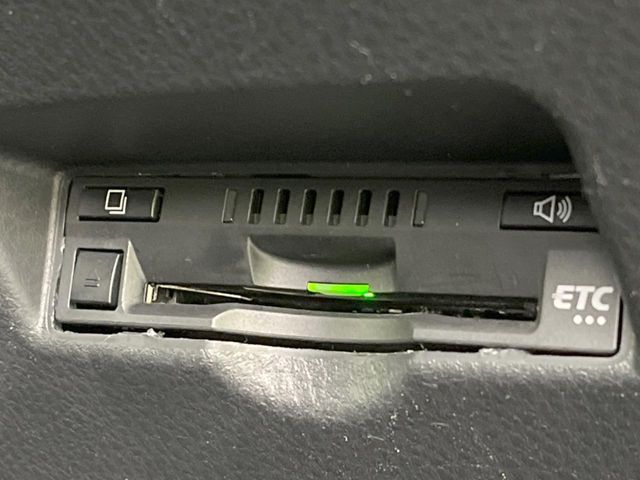 TOYOTA C-HR 2017 Image 31