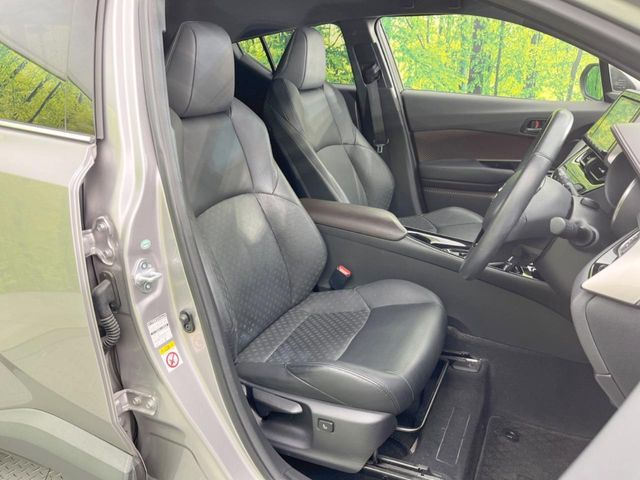 TOYOTA C-HR 2017 Image 31