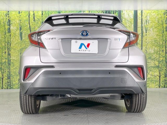 TOYOTA C-HR 2017 Image 31