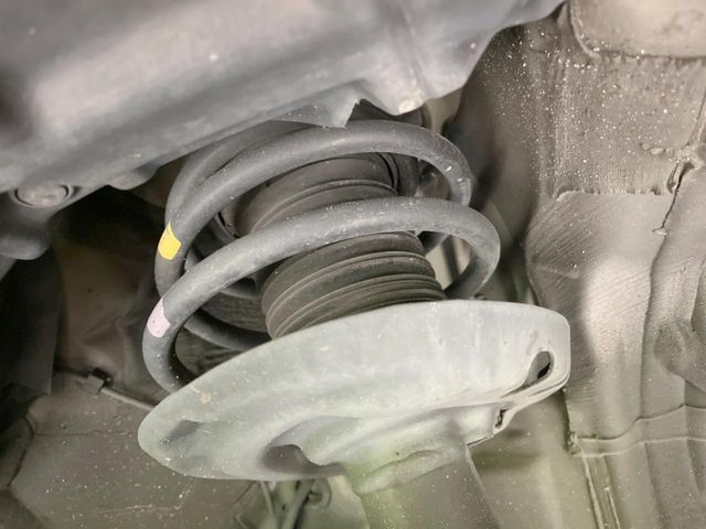 TOYOTA C-HR 2017 Image 31