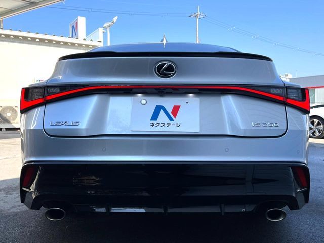 TOYOTA LEXUS IS300 2020 Image 31