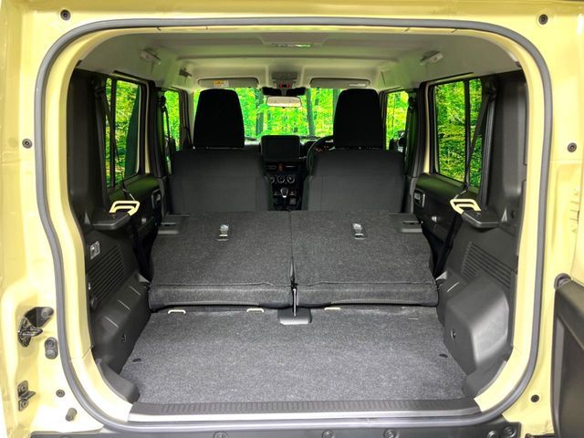 SUZUKI JIMNY NOMADE 2025 Image 31