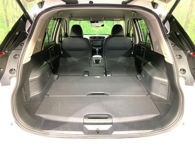 NISSAN X-TRAIL 2WD 2018 Image 31