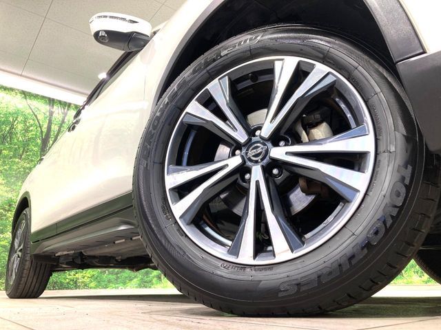 NISSAN X-TRAIL 2WD 2018 Image 31