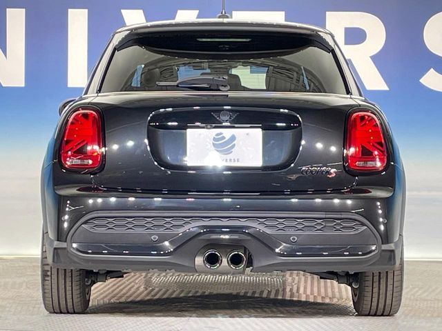 BMW MINI COOPER S 5DOOR 2023 Image 31