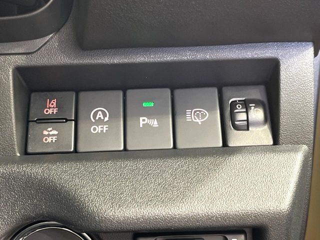 SUZUKI JIMNY NOMADE 2025 Image 31