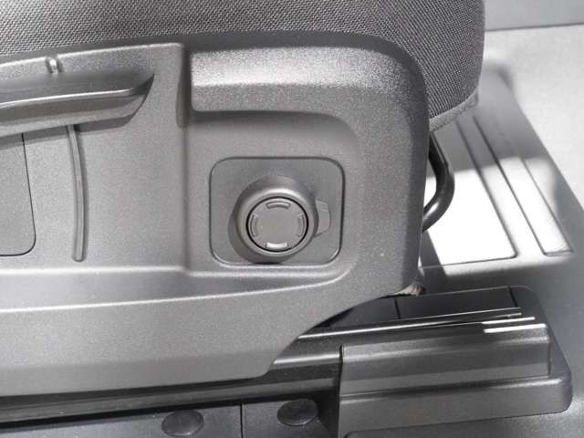 ROVER DEFENDER 2023 Image 31