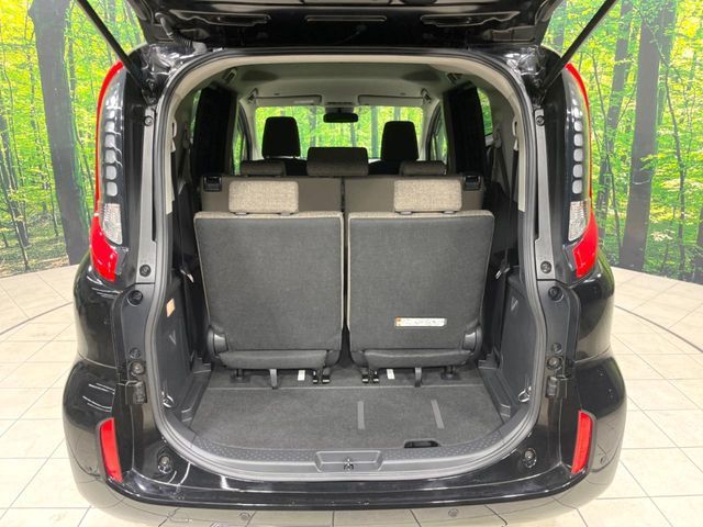 TOYOTA SIENTA HYBRID 2023 Image 31