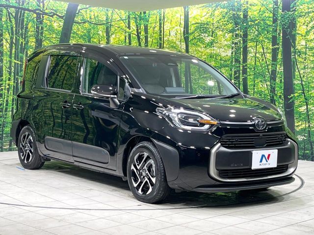 TOYOTA SIENTA HYBRID 2023 Image 31