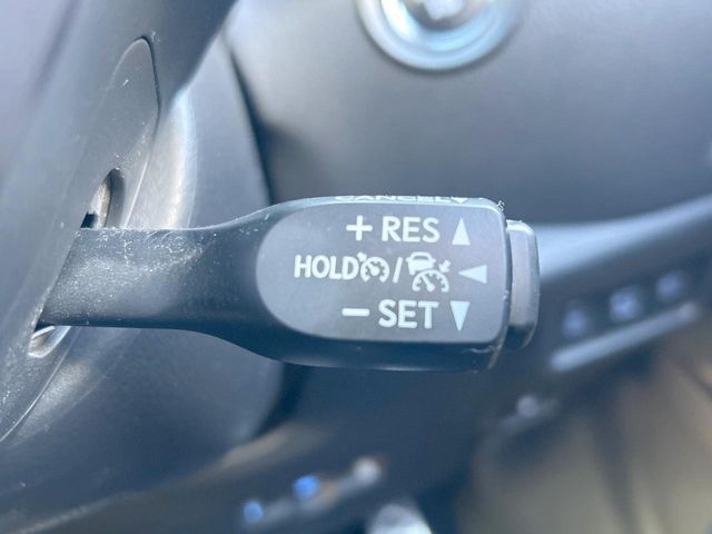 TOYOTA C-HR 2019 Image 31