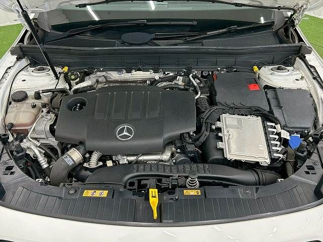 MERCEDES BENZ GLB 2020 Image 31