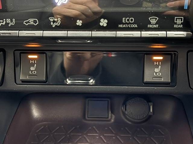 TOYOTA RAV4 HYBRID 4WD 2019 Image 31
