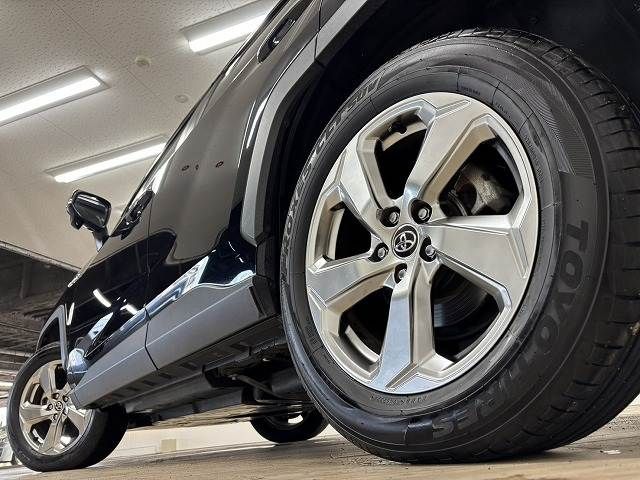 TOYOTA RAV4 HYBRID 4WD 2019 Image 31