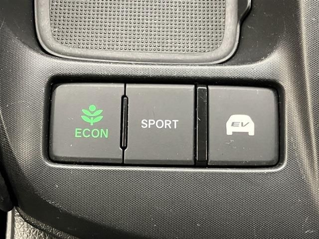 HONDA INSIGHT SEDAN 2019 Image 31