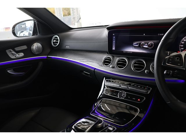 MERCEDES BENZ E CLAS 2017 Image 31