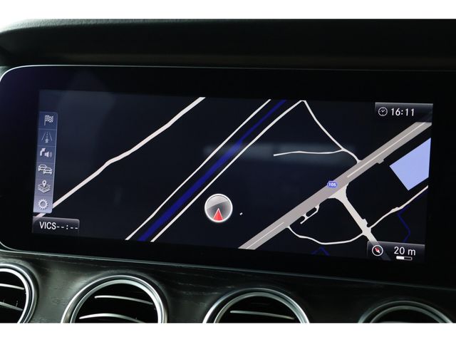 MERCEDES BENZ E CLAS 2017 Image 31