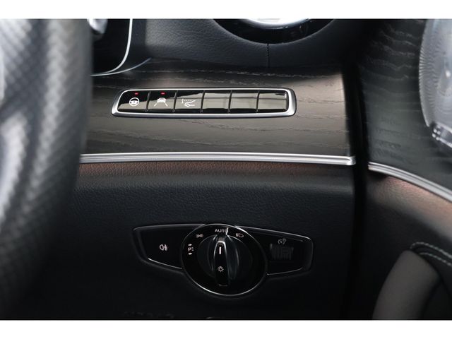 MERCEDES BENZ E CLAS 2017 Image 31