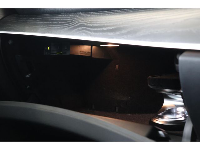 MERCEDES BENZ E CLAS 2017 Image 31