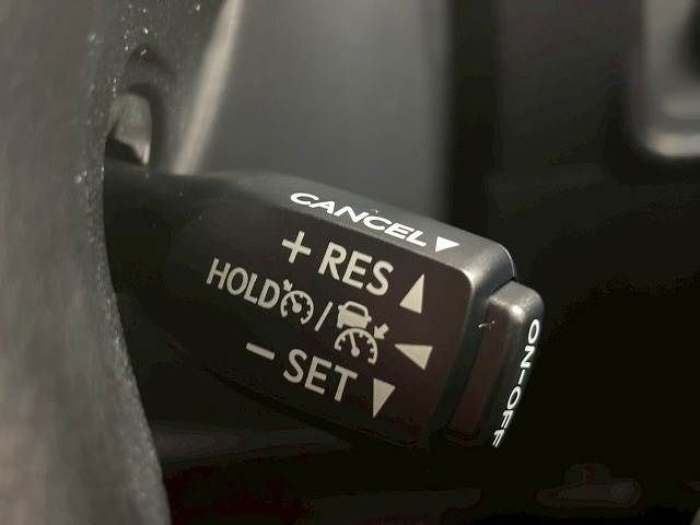 TOYOTA LANDCRUISER PRADO 2022 Image 31