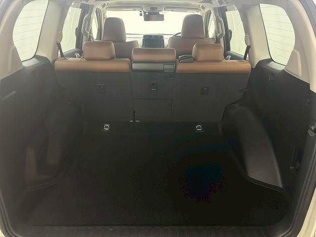 TOYOTA LANDCRUISER PRADO 2022 Image 31