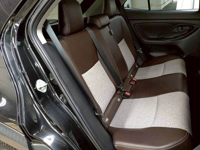 TOYOTA YARIS CROSS HYBRID 2020 Image 31