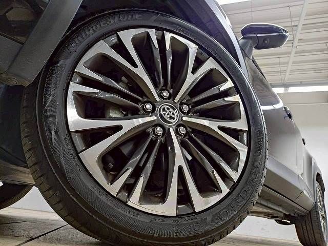 TOYOTA YARIS CROSS HYBRID 2020 Image 31