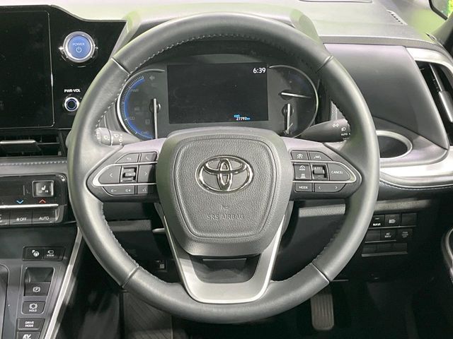 TOYOTA VOXY HYBRID 2022 Image 31
