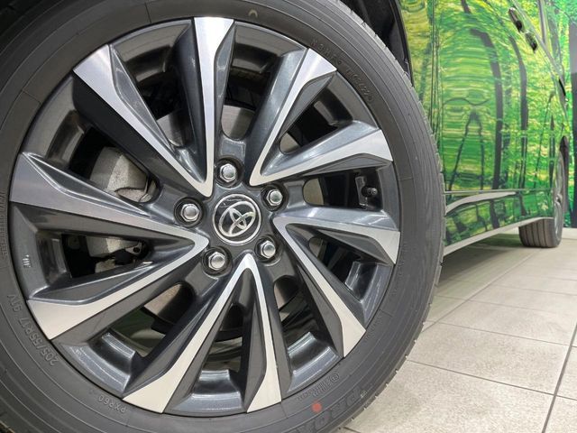 TOYOTA VOXY HYBRID 2022 Image 31