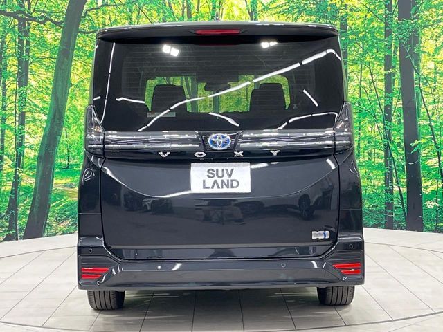 TOYOTA VOXY HYBRID 2022 Image 31