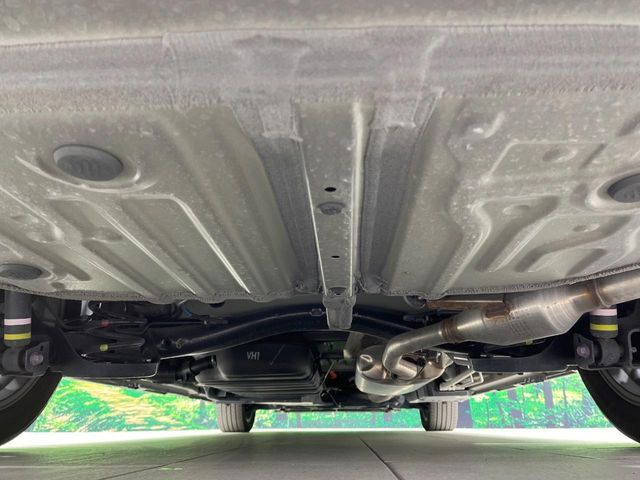 TOYOTA VOXY HYBRID 2022 Image 31