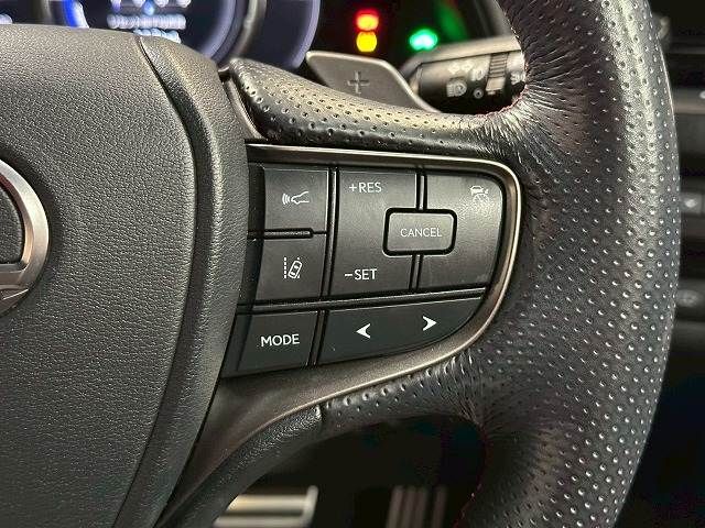 TOYOTA LEXUS UX250H 2019 Image 31