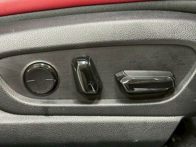 TOYOTA LEXUS UX250H 2019 Image 31