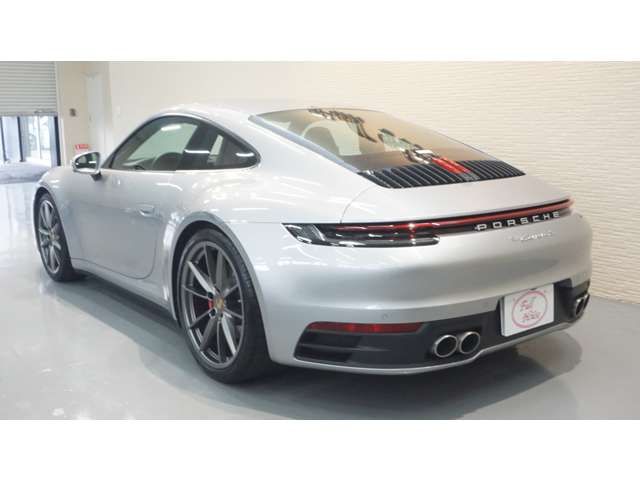 PORSCHE 911 2021 Image 31