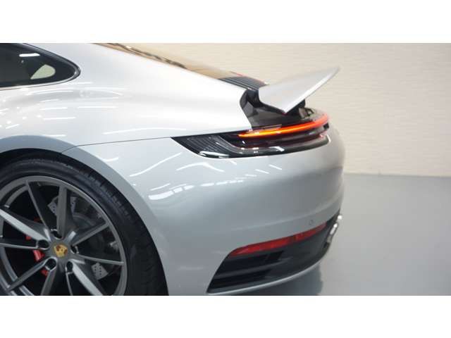 PORSCHE 911 2021 Image 31