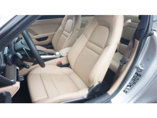 PORSCHE 911 2021 Image 31