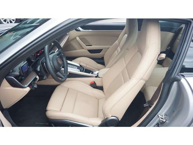 PORSCHE 911 2021 Image 31