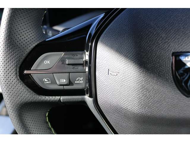 PEUGEOT 408 2025 Image 31