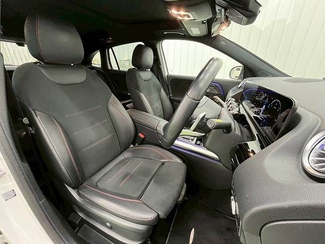 MERCEDES BENZ GLA CL 2021 Image 31