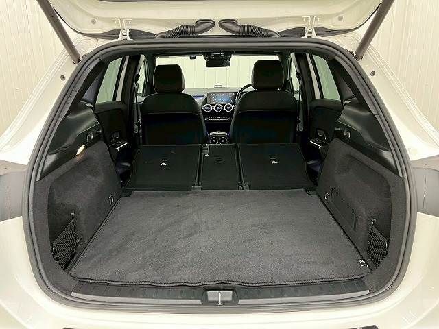 MERCEDES BENZ GLA CL 2021 Image 31