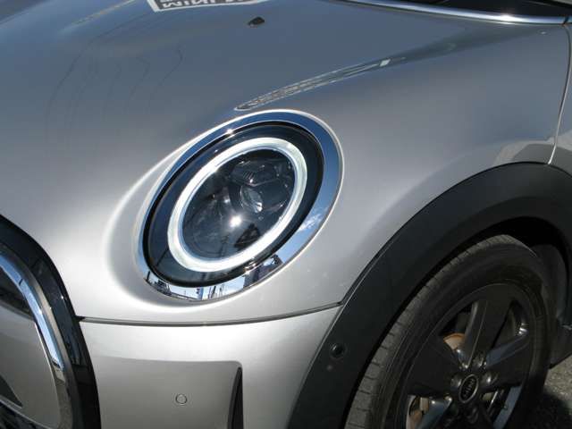 BMW MINI COOPER 5DOOR 2023 Image 31