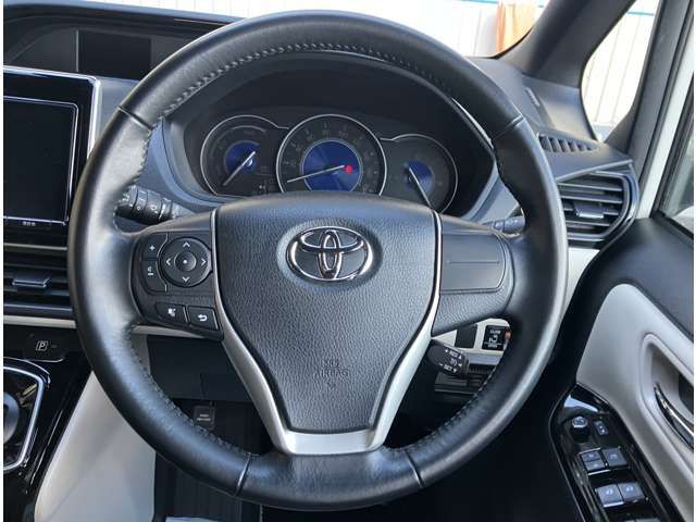 TOYOTA NOAH HYBRID 2019 Image 31