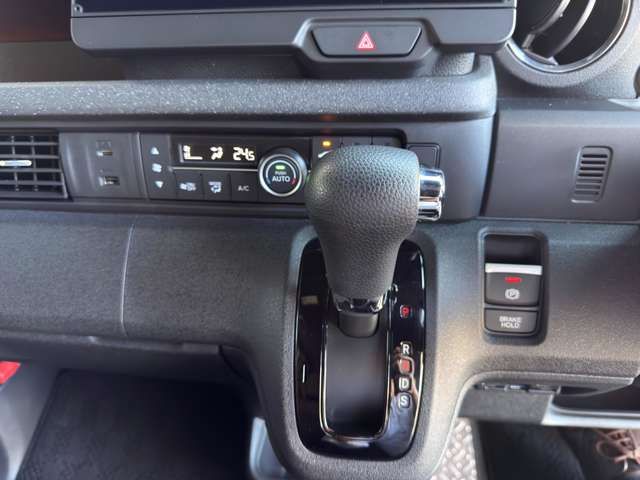 HONDA N BOX CUSTOM 2023 Image 31