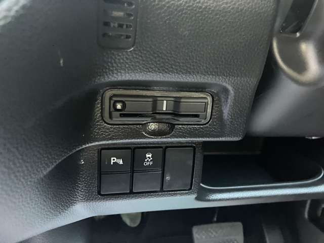 HONDA N BOX CUSTOM 2022 Image 31