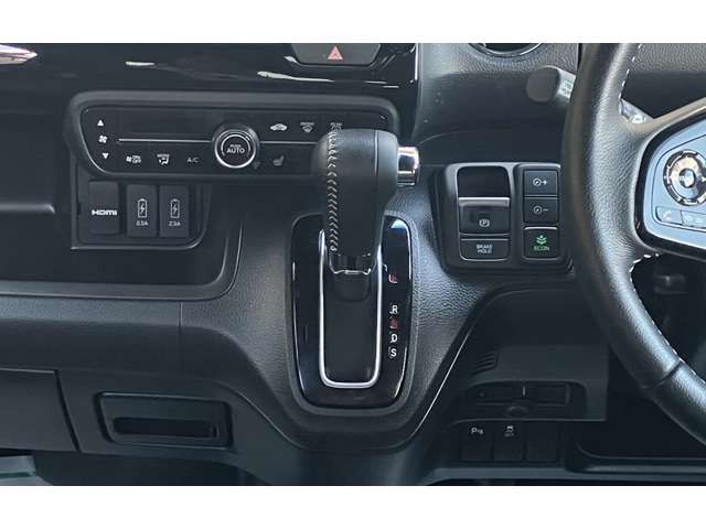 HONDA N BOX CUSTOM 2022 Image 31