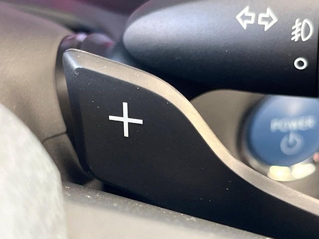 TOYOTA CROWN SEDAN HYBRID 2018 Image 31