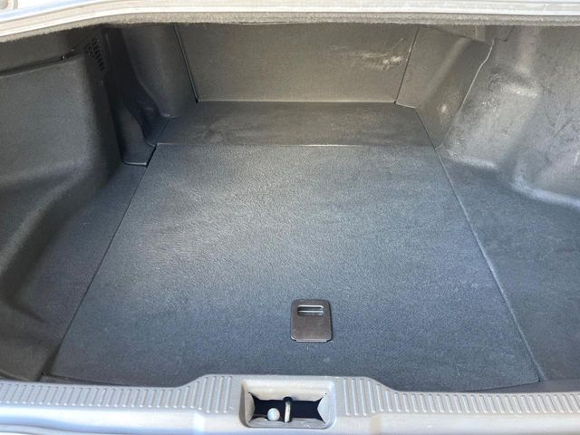 TOYOTA CROWN SEDAN HYBRID 2018 Image 31