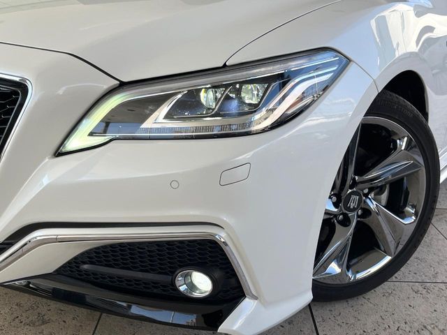 TOYOTA CROWN SEDAN HYBRID 2018 Image 31