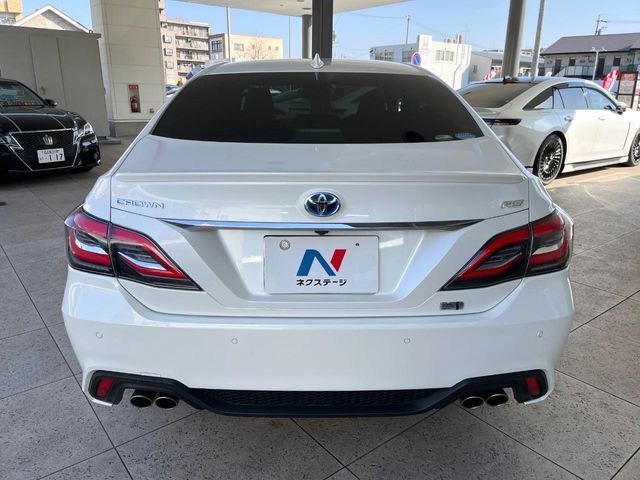 TOYOTA CROWN SEDAN HYBRID 2018 Image 31