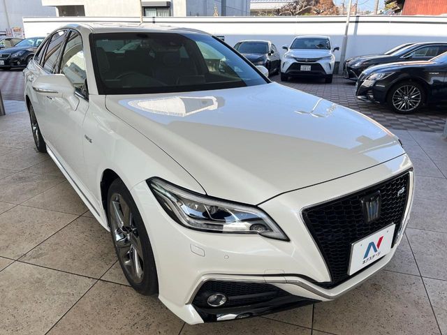 TOYOTA CROWN SEDAN HYBRID 2018 Image 31