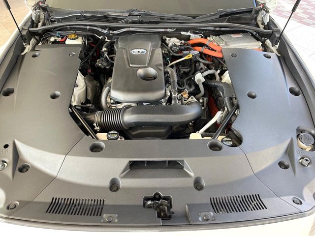 TOYOTA CROWN SEDAN HYBRID 2018 Image 31